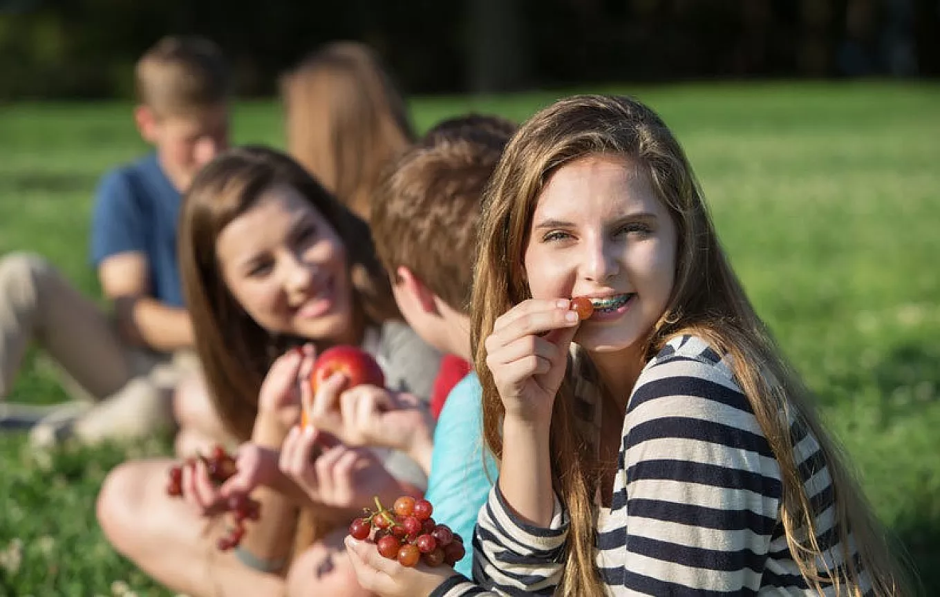 Navigating School Lunch for Kids with Braces